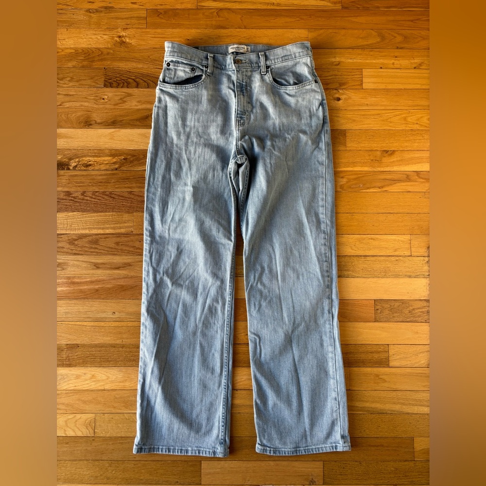 Abercrombie & Fitch The '90s Relaxed Jean High Rise Women’s